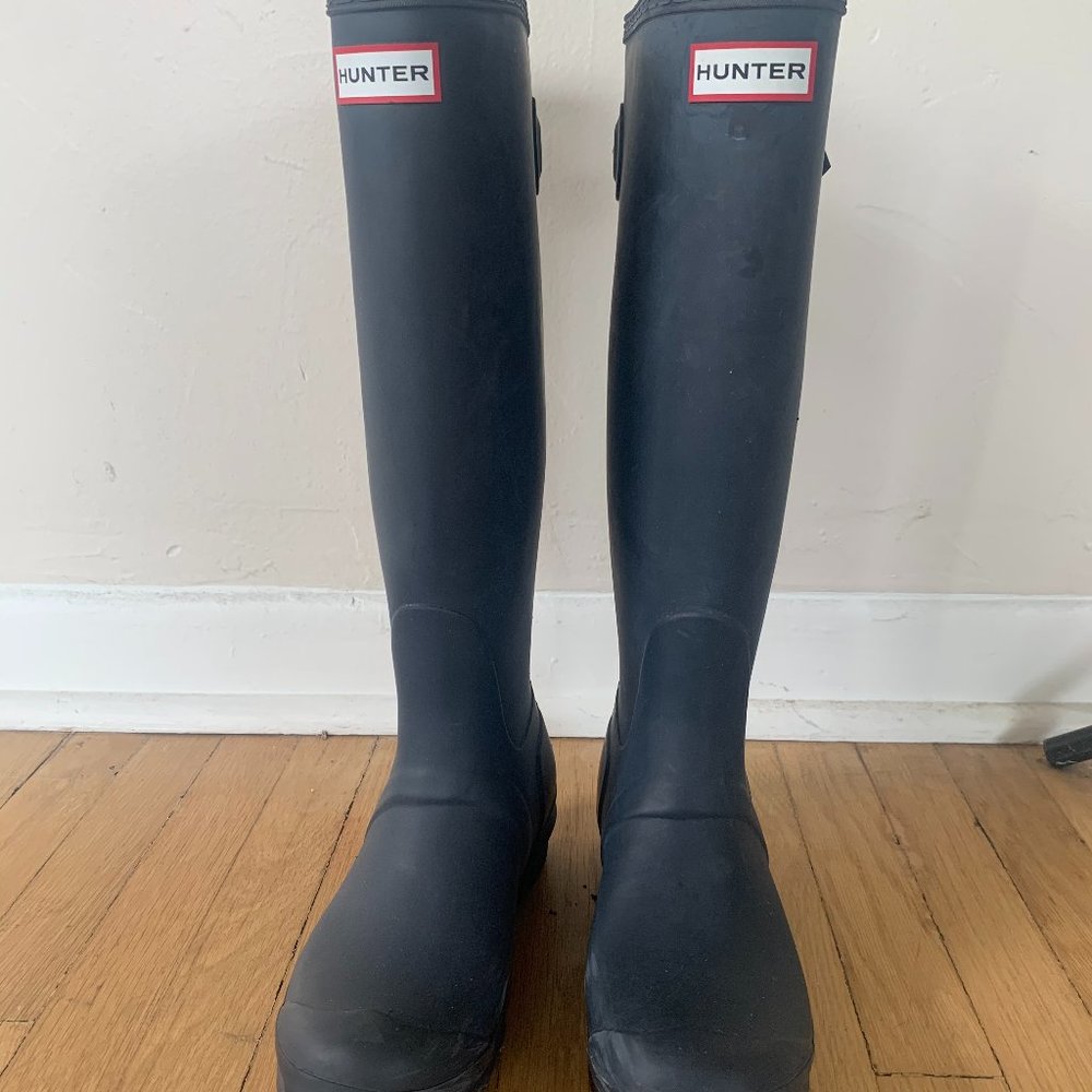 Tall Navy Hunter Wellington Boots 6M/7F